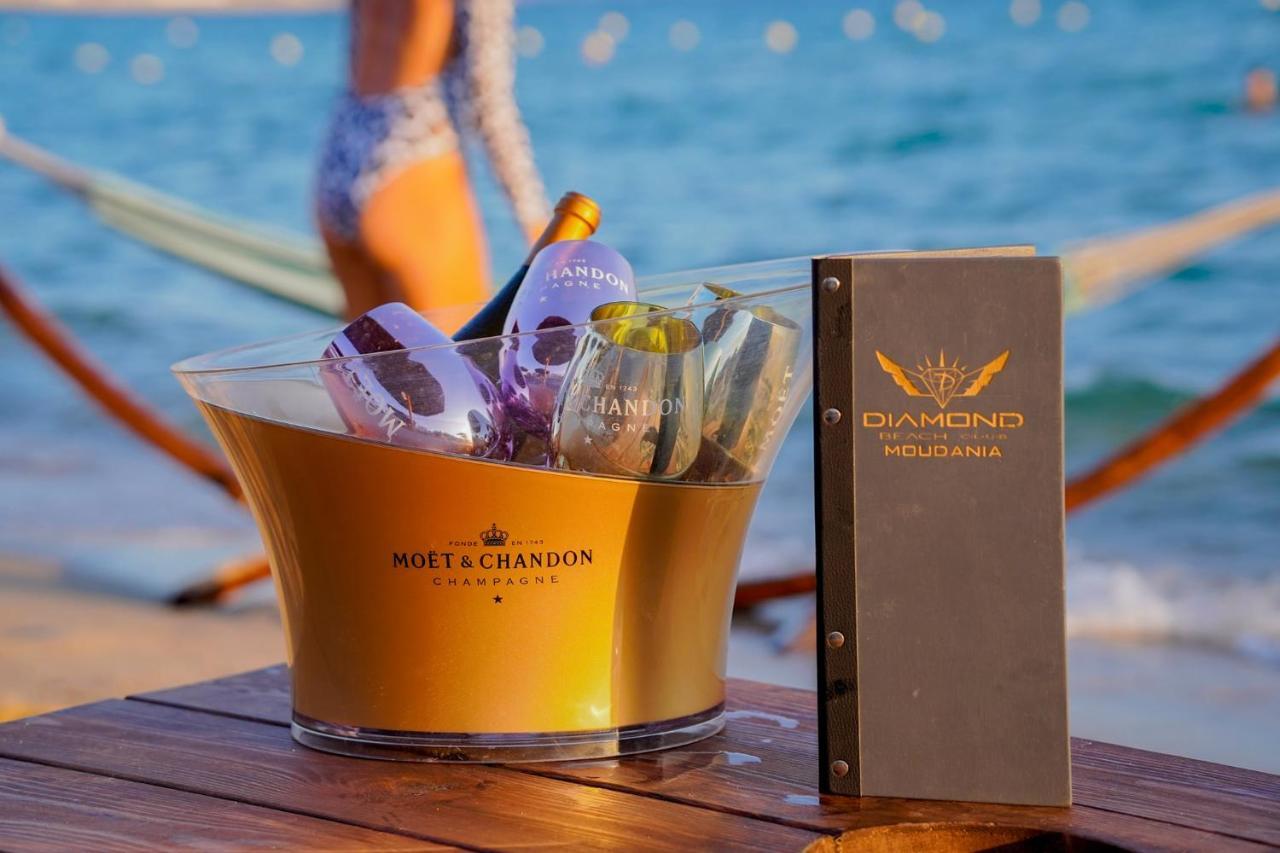 Katrin Luxury Studios Néa Moudaniá Eksteriør bilde